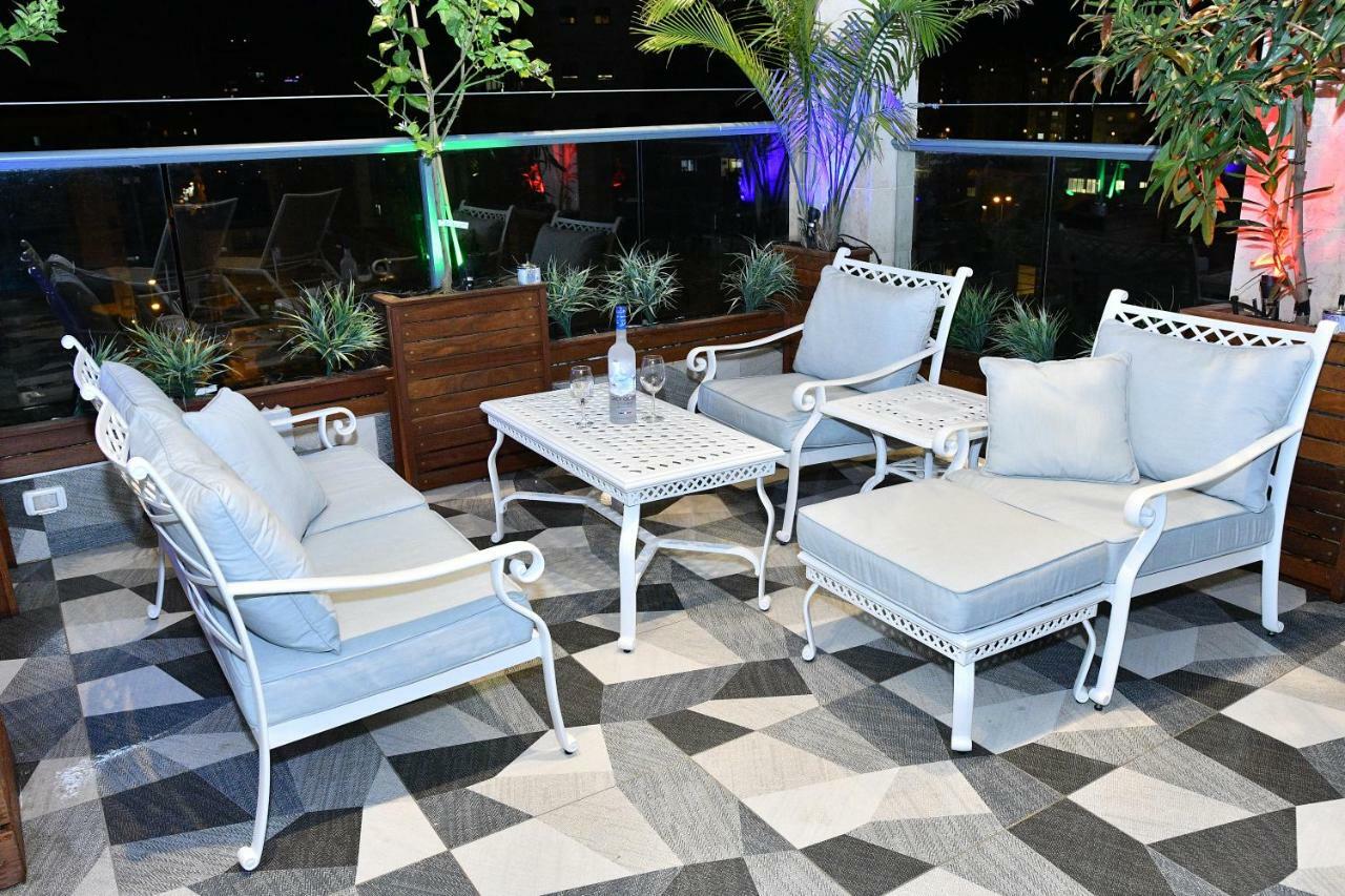 Luxury Rooftop Apartment In Netanja Buitenkant foto